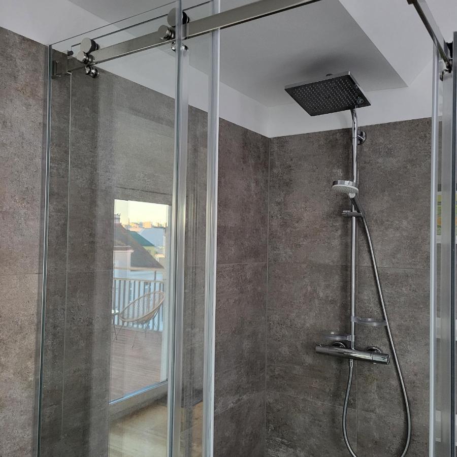 Skysuite Holiday Home Vienne Extérieur photo